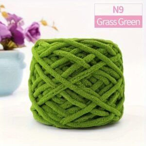 Luxurious Thick Polyester Yarn – 100g Ball | Grass Green
